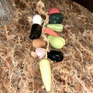 Vintage ceramic veggies